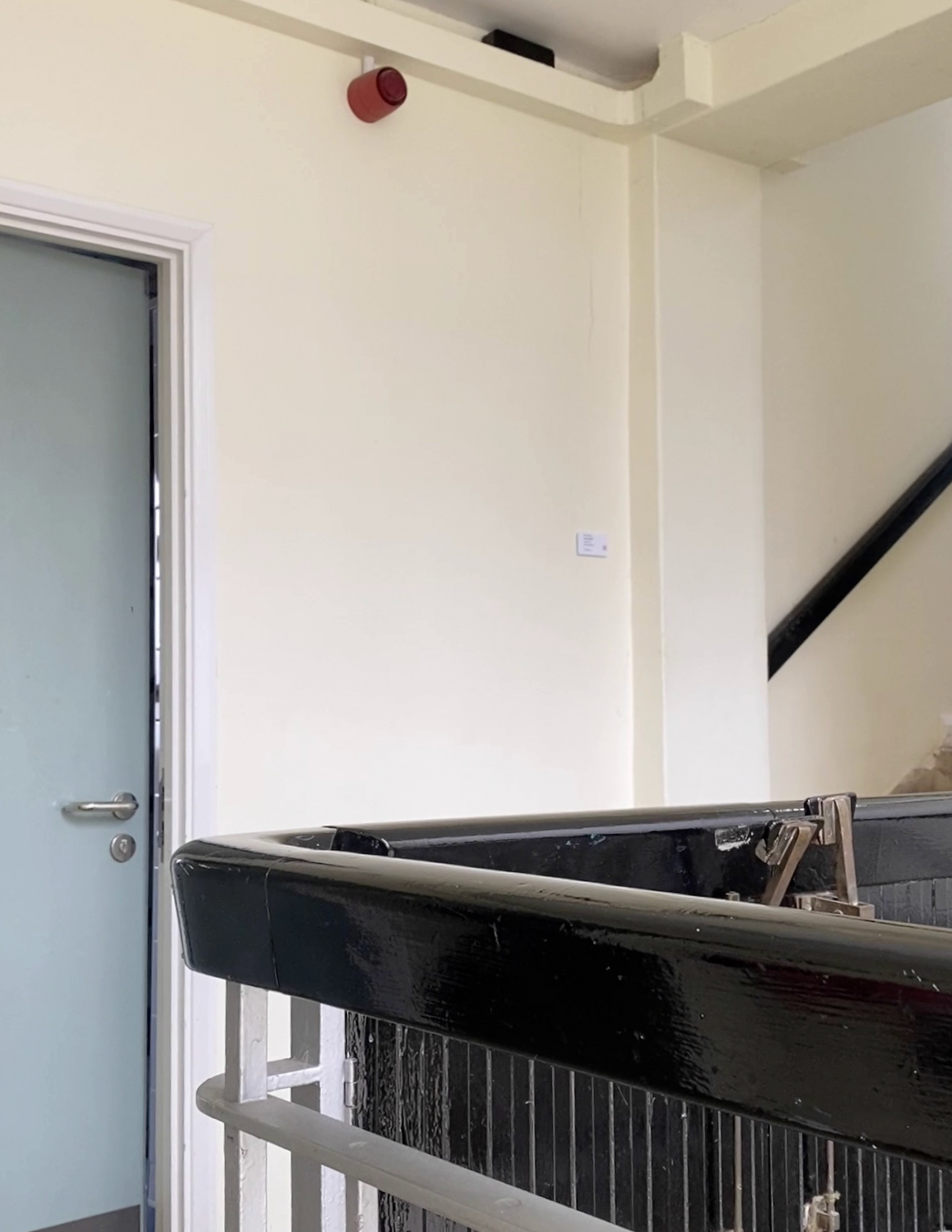 Philip Bradshaw, Installation view, no connection, 2023